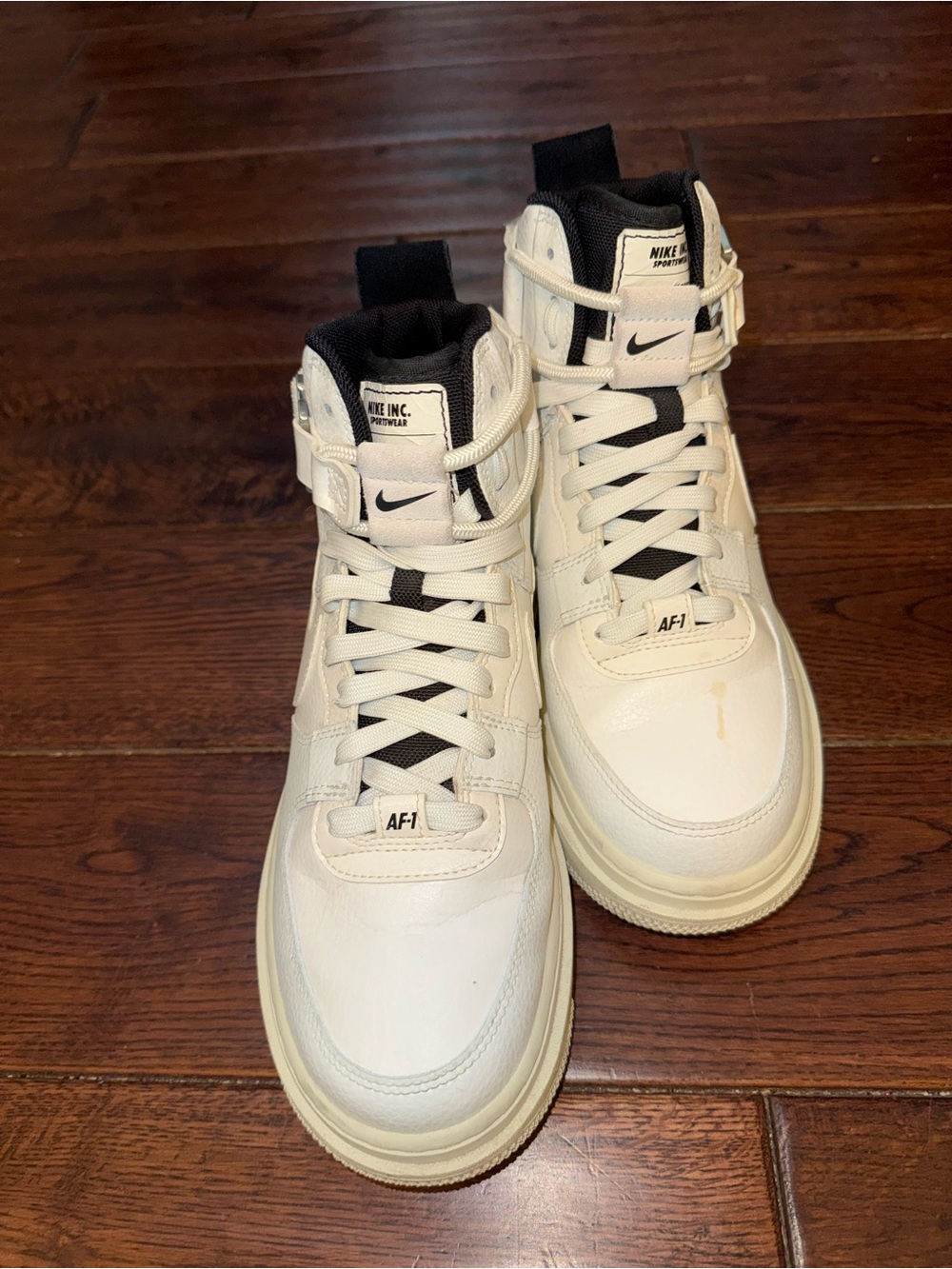 Nike Women’s Nike Air Force 1 High Utility 2.0 in color "Summit White”
